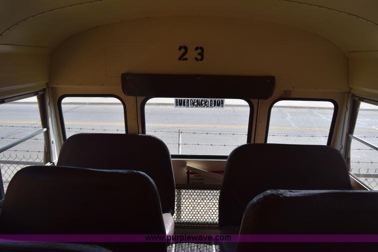 image for item L2546 1995 Blue Bird TC2000 school bus