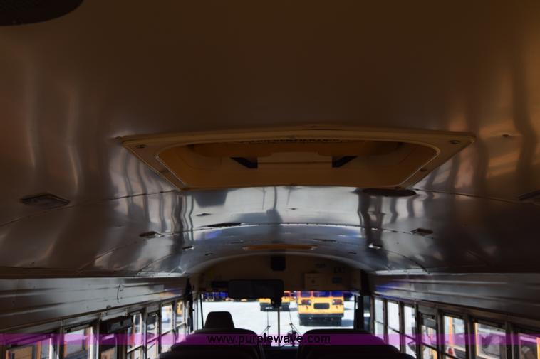 image for item L2546 1995 Blue Bird TC2000 school bus