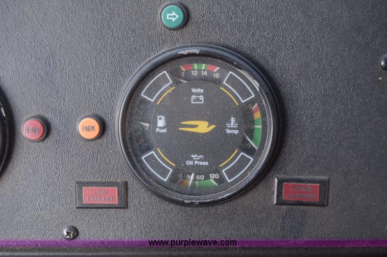 image for item L2547 1990 Blue Bird TC2000 school bus