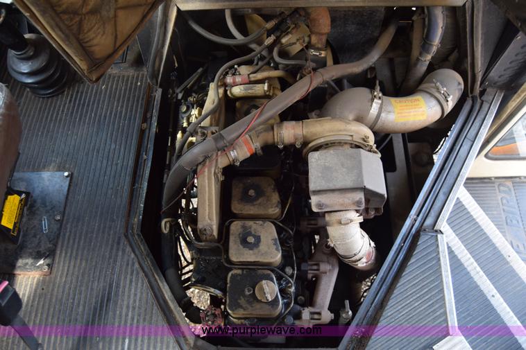 image for item L2547 1990 Blue Bird TC2000 school bus