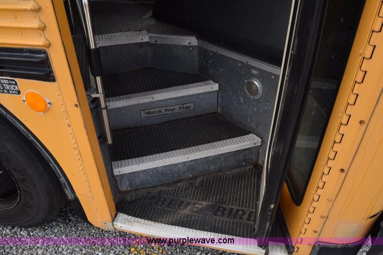 image for item L2548 1990 Blue Bird TC2000 school bus