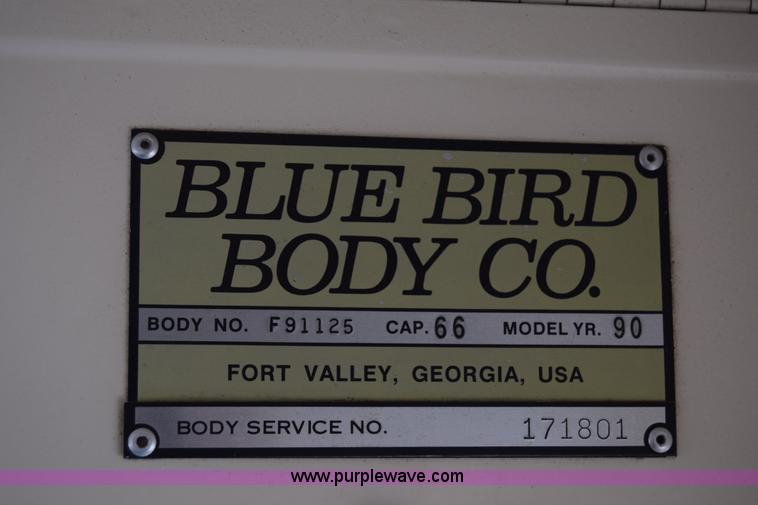 image for item L2548 1990 Blue Bird TC2000 school bus