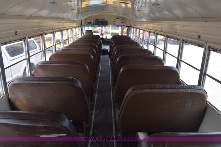 image for item L2548 1990 Blue Bird TC2000 school bus