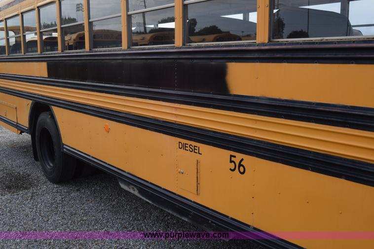 image for item L2548 1990 Blue Bird TC2000 school bus