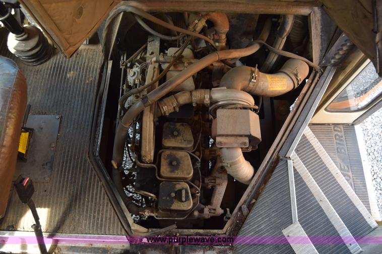 image for item L2549 1990 Blue Bird TC2000 school bus