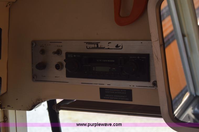 image for item L2549 1990 Blue Bird TC2000 school bus