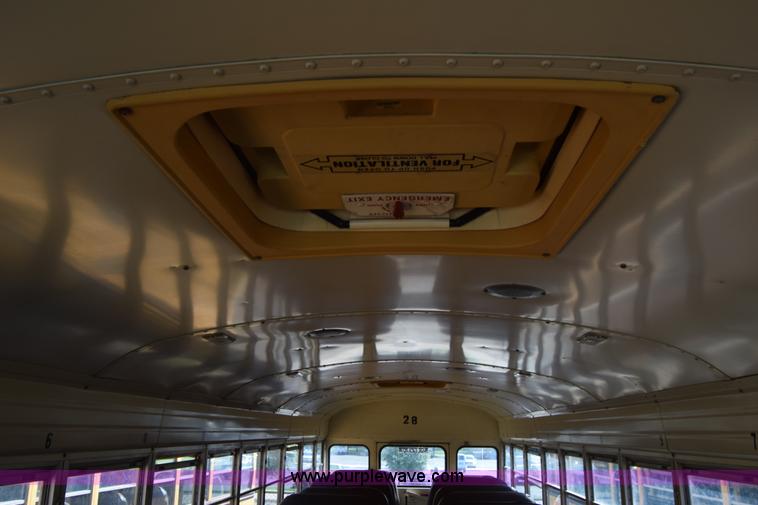 image for item L2549 1990 Blue Bird TC2000 school bus