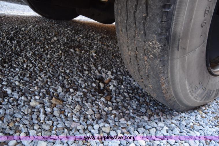 image for item L2549 1990 Blue Bird TC2000 school bus