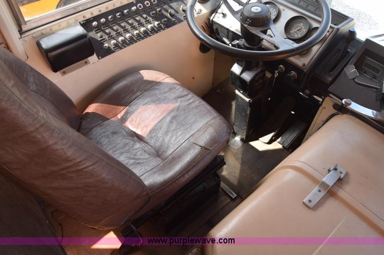 image for item L2550 1990 Blue Bird All American school bus