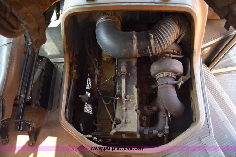 image for item L2550 1990 Blue Bird All American school bus