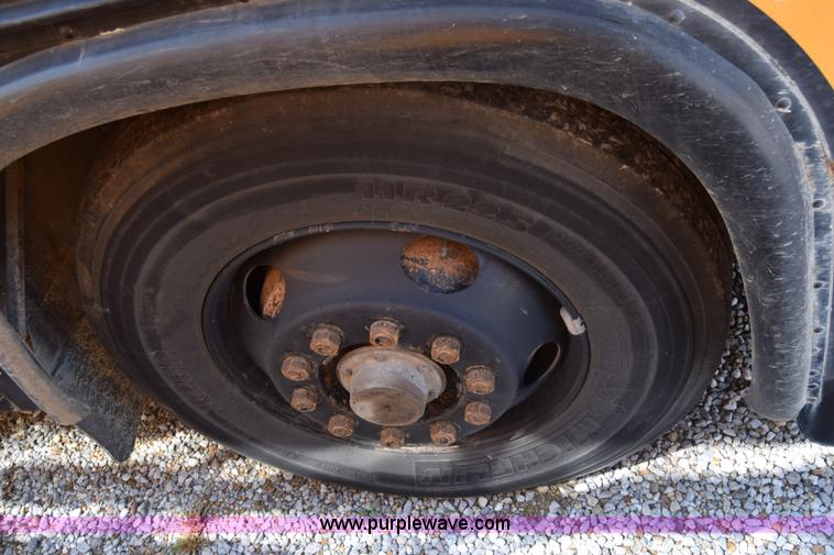 image for item L2550 1990 Blue Bird All American school bus