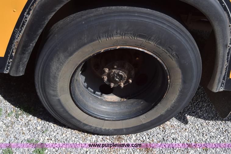 image for item L2550 1990 Blue Bird All American school bus