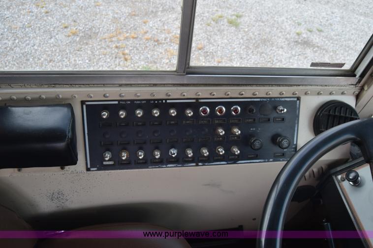 image for item L2551 1991 Blue Bird All American school bus