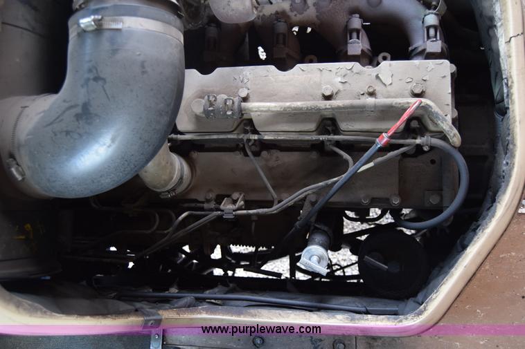 image for item L2551 1991 Blue Bird All American school bus