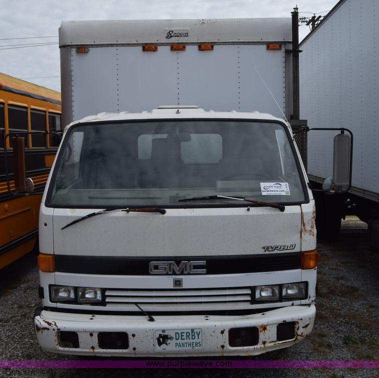 image for item L2552 1989 GMC W4 box truck