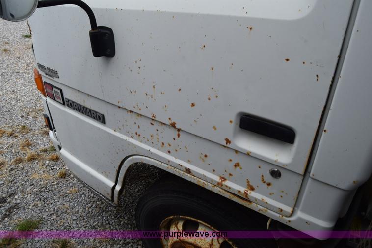 image for item L2552 1989 GMC W4 box truck