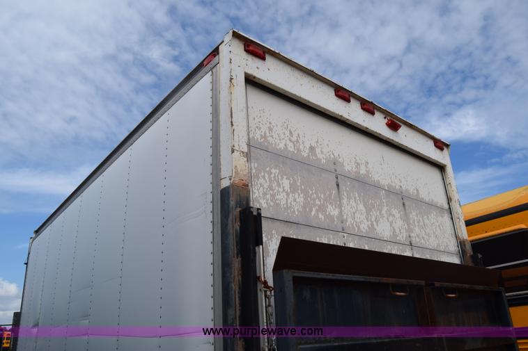 image for item L2552 1989 GMC W4 box truck