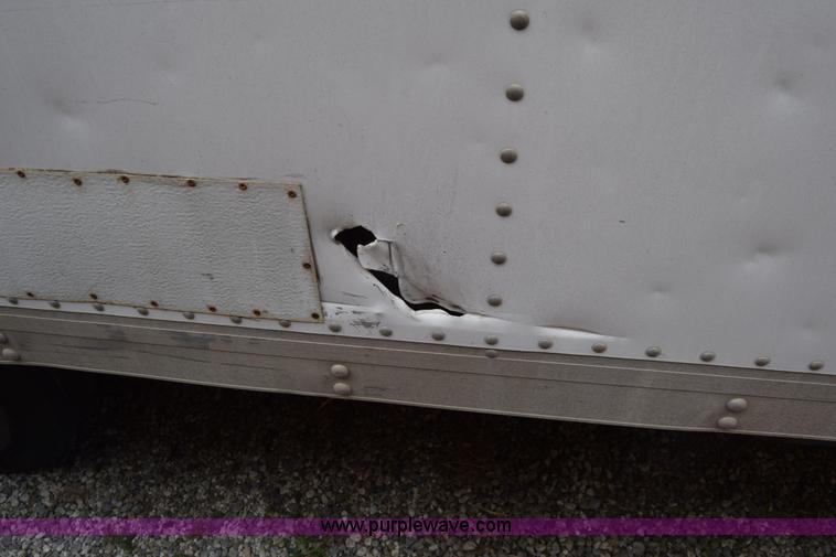 image for item L2552 1989 GMC W4 box truck