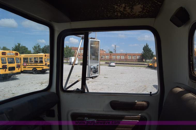 image for item L2554 1978 Ford 7000 flatbed truck