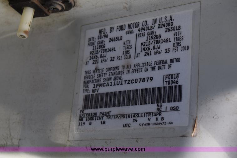 image for item L2556 1996 Ford Aerostar van