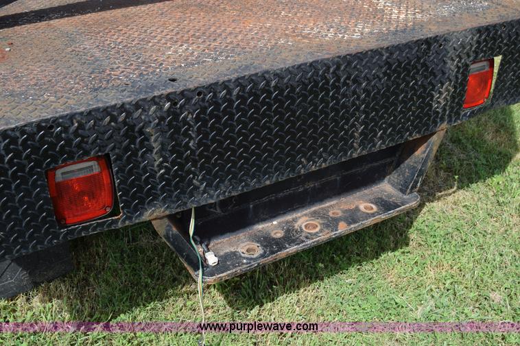 image for item L2558 1994 Ford F250 HD flatbed pickup truck