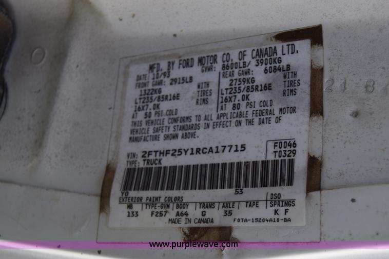 image for item L2558 1994 Ford F250 HD flatbed pickup truck