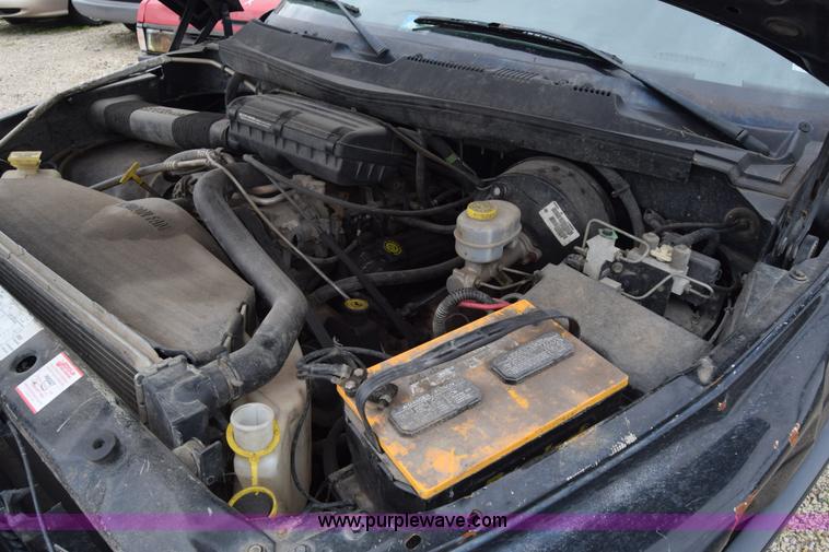 image for item L2573 1999 Dodge Ram 1500 Quad Cab pickup truck