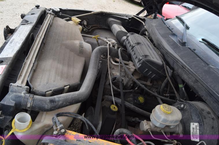 image for item L2573 1999 Dodge Ram 1500 Quad Cab pickup truck