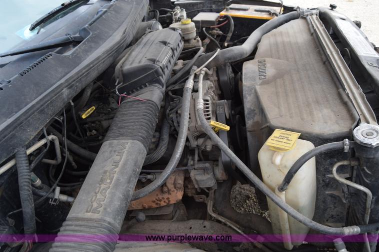 image for item L2573 1999 Dodge Ram 1500 Quad Cab pickup truck