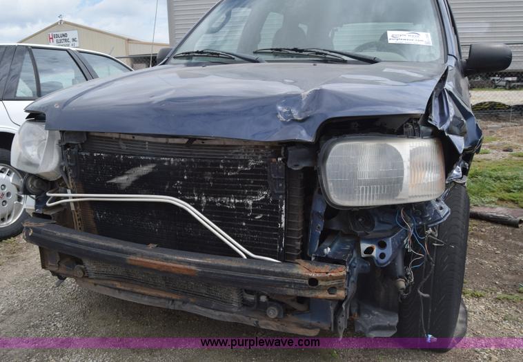 image for item L2580 2002 Ford Escape SUV
