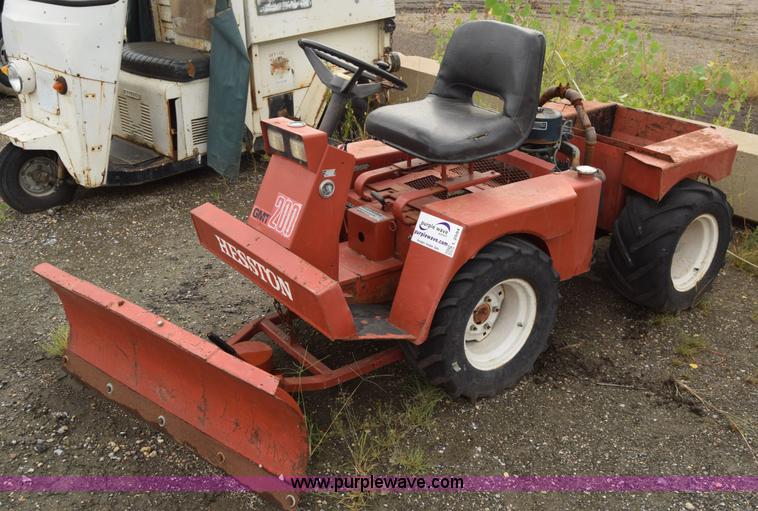 image for item L2594 Hesston GMT200 Front Runner lawn tractor