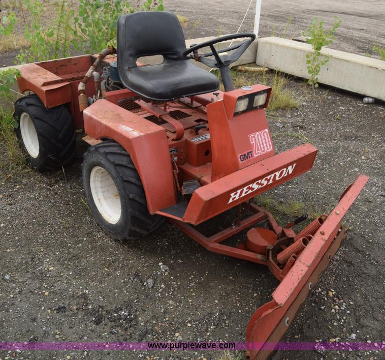 image for item L2594 Hesston GMT200 Front Runner lawn tractor