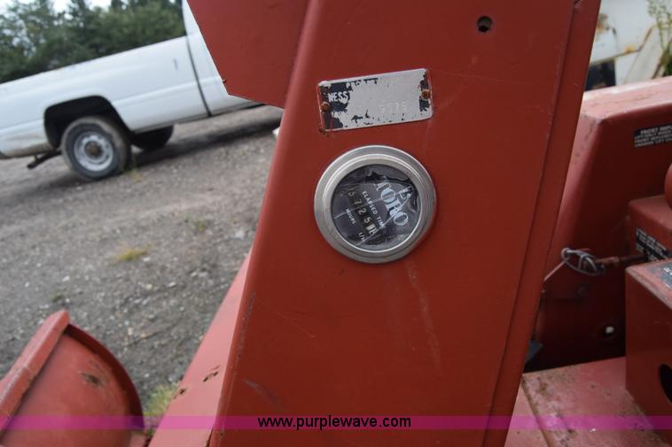 image for item L2594 Hesston GMT200 Front Runner lawn tractor