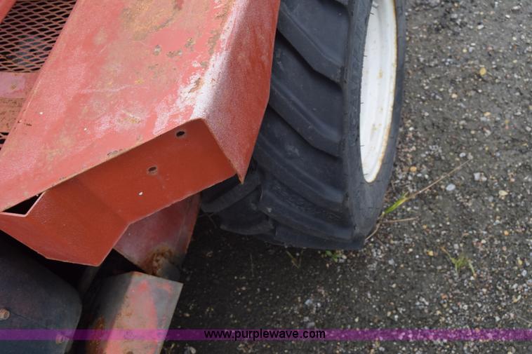 image for item L2594 Hesston GMT200 Front Runner lawn tractor