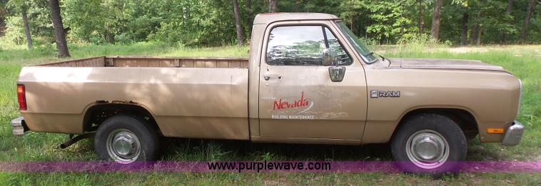 image for item L3518 1990 Dodge D150 pickup truck