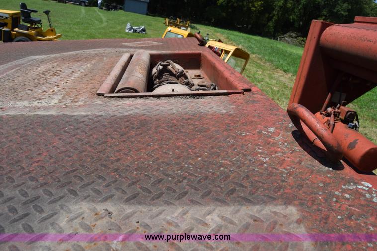 image for item L3861 1985 Gold Nugget 400-28 rollback trailer