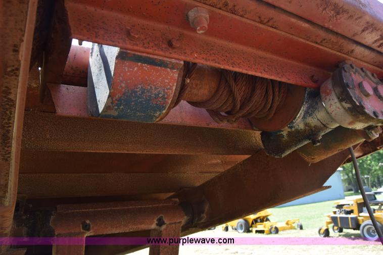 image for item L3861 1985 Gold Nugget 400-28 rollback trailer