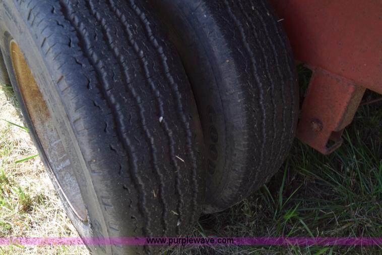 image for item L3861 1985 Gold Nugget 400-28 rollback trailer