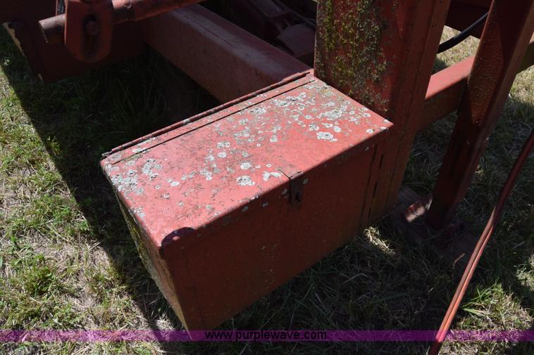 image for item L3861 1985 Gold Nugget 400-28 rollback trailer