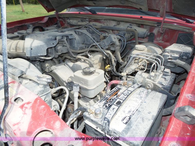 image for item L4033 2003 Ford Ranger XLT SuperCab pickup truck