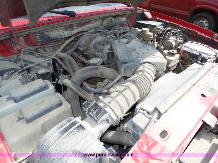 image for item L4033 2003 Ford Ranger XLT SuperCab pickup truck