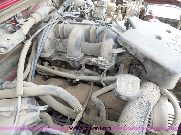 image for item L4033 2003 Ford Ranger XLT SuperCab pickup truck