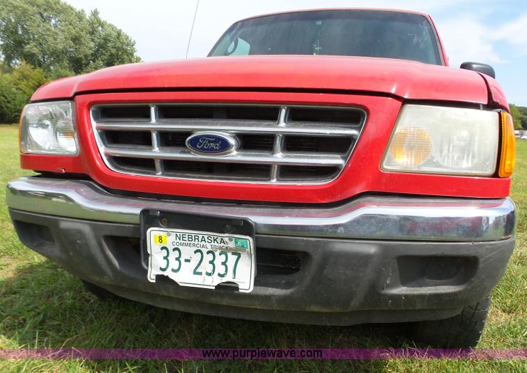 image for item L4033 2003 Ford Ranger XLT SuperCab pickup truck