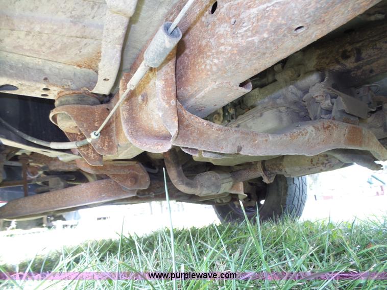 image for item L4033 2003 Ford Ranger XLT SuperCab pickup truck