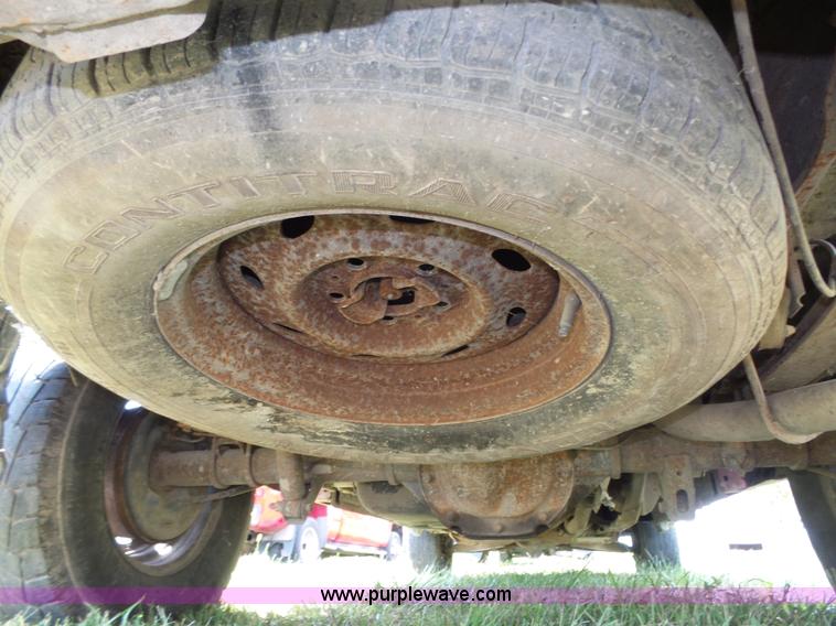 image for item L4033 2003 Ford Ranger XLT SuperCab pickup truck