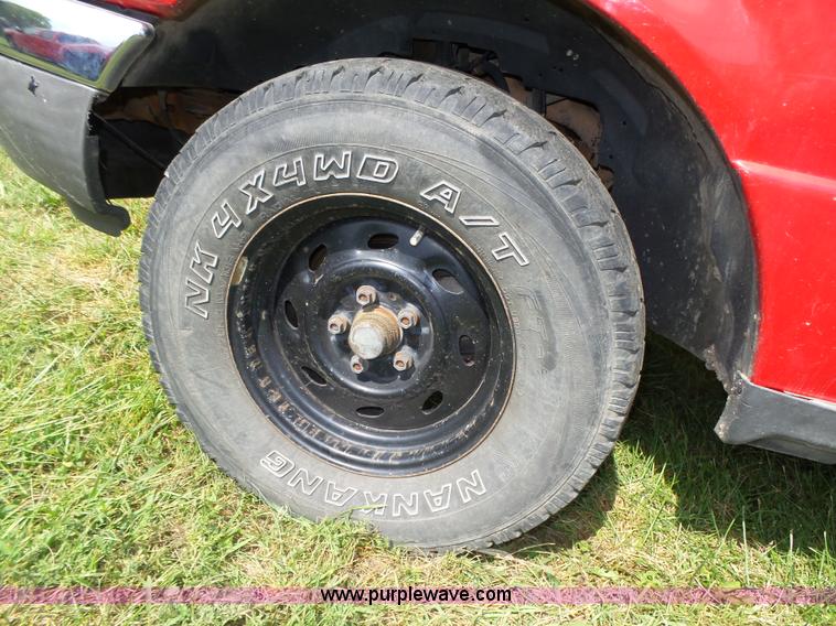 image for item L4033 2003 Ford Ranger XLT SuperCab pickup truck