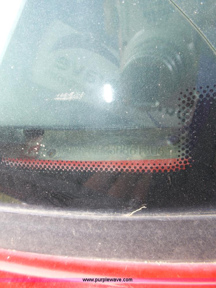 image for item L4033 2003 Ford Ranger XLT SuperCab pickup truck