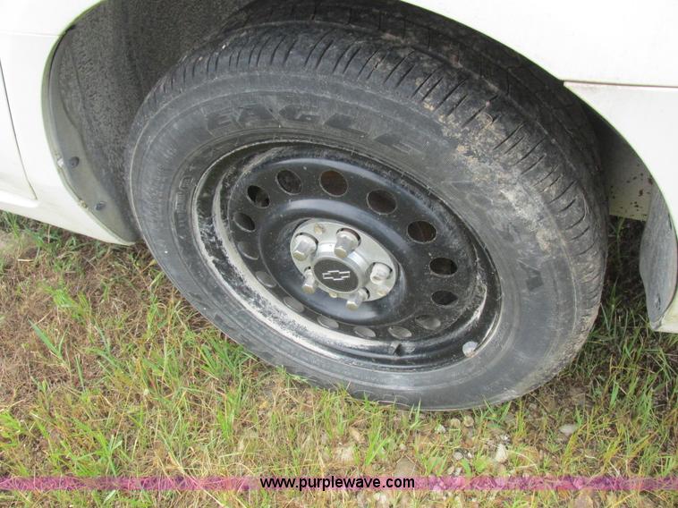 image for item L4036 2006 Chevrolet Impala Police