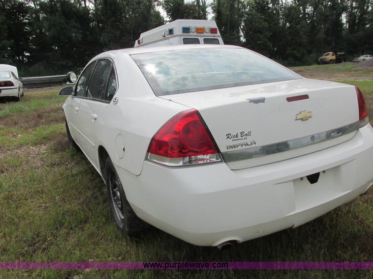 image for item L4036 2006 Chevrolet Impala Police