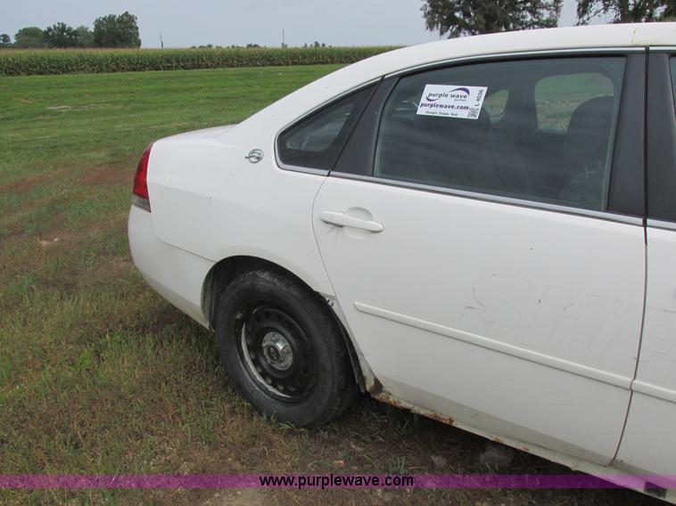 image for item L4036 2006 Chevrolet Impala Police